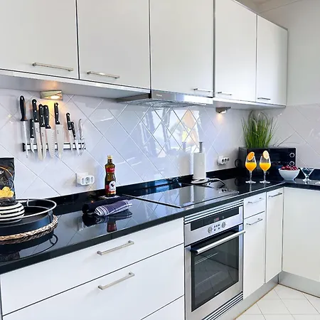 Apartamento Stunning Sunrise & Sunset Rooftop By Becherish Albufeira