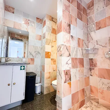 Stunning Sunrise & Sunset Rooftop By Becherish Apartamento *