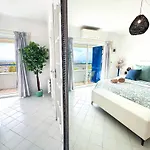 Stunning Sunrise & Sunset Rooftop By Becherish Lägenhet Albufeira