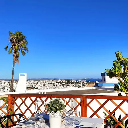 Daire Stunning Sunrise & Sunset Rooftop By Becherish Albufeira