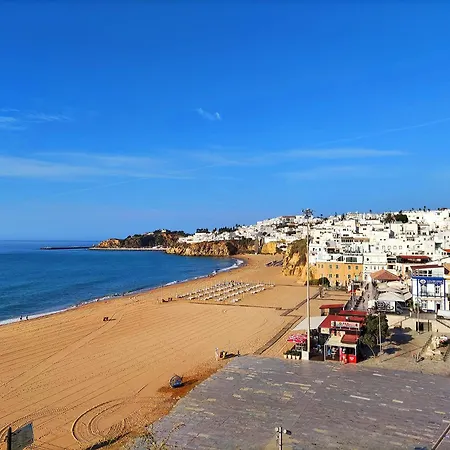 Daire Stunning Sunrise & Sunset Rooftop By Becherish Albufeira
