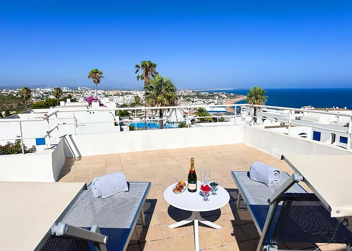 Apartment Stunning Sunrise & Sunset Rooftop By Becherish Albufeira