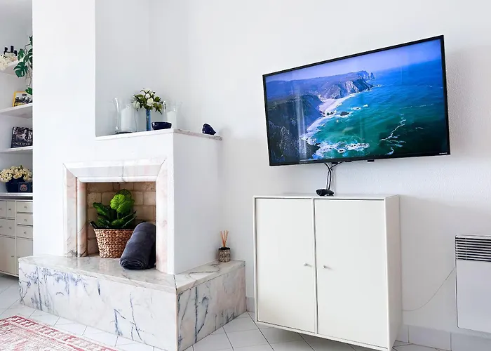 Stunning Sunrise & Sunset Rooftop By Becherish