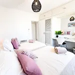 Apartment Stunning Sunrise & Sunset Rooftop By Becherish Albufeira