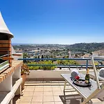 Apartment Stunning Sunrise & Sunset Rooftop By Becherish